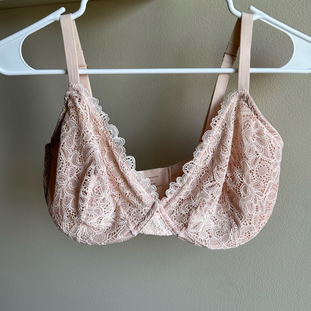 Soma Sexy Pink Lace Women's Bra - 34G